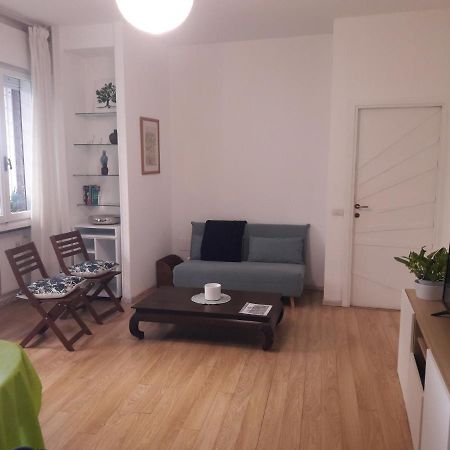 Rizzola Casa E Appartamento Per Vacanze Rom Exterior foto